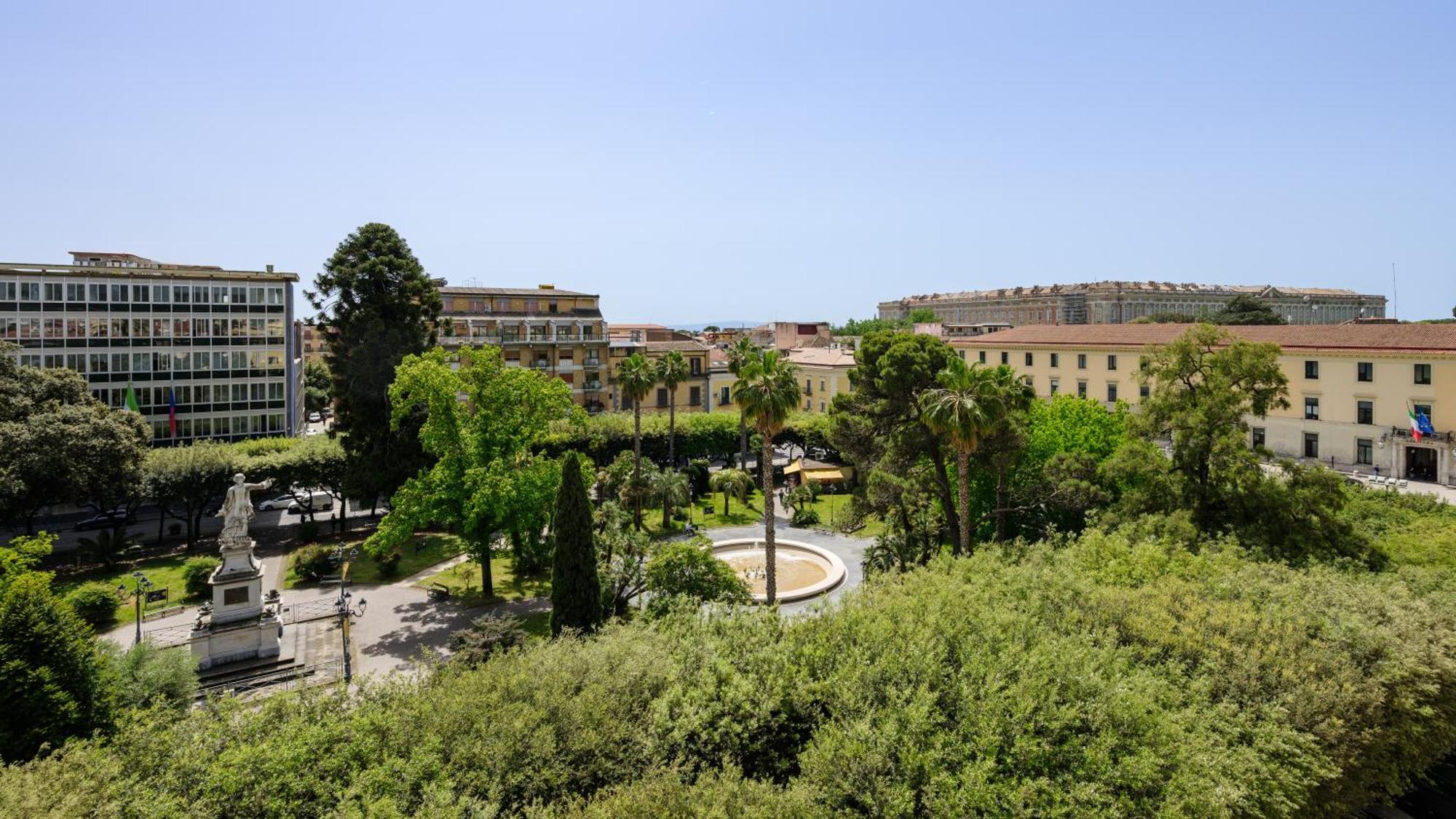 Hotel Dei Cavalieri Caserta - La Reggia Экстерьер фото